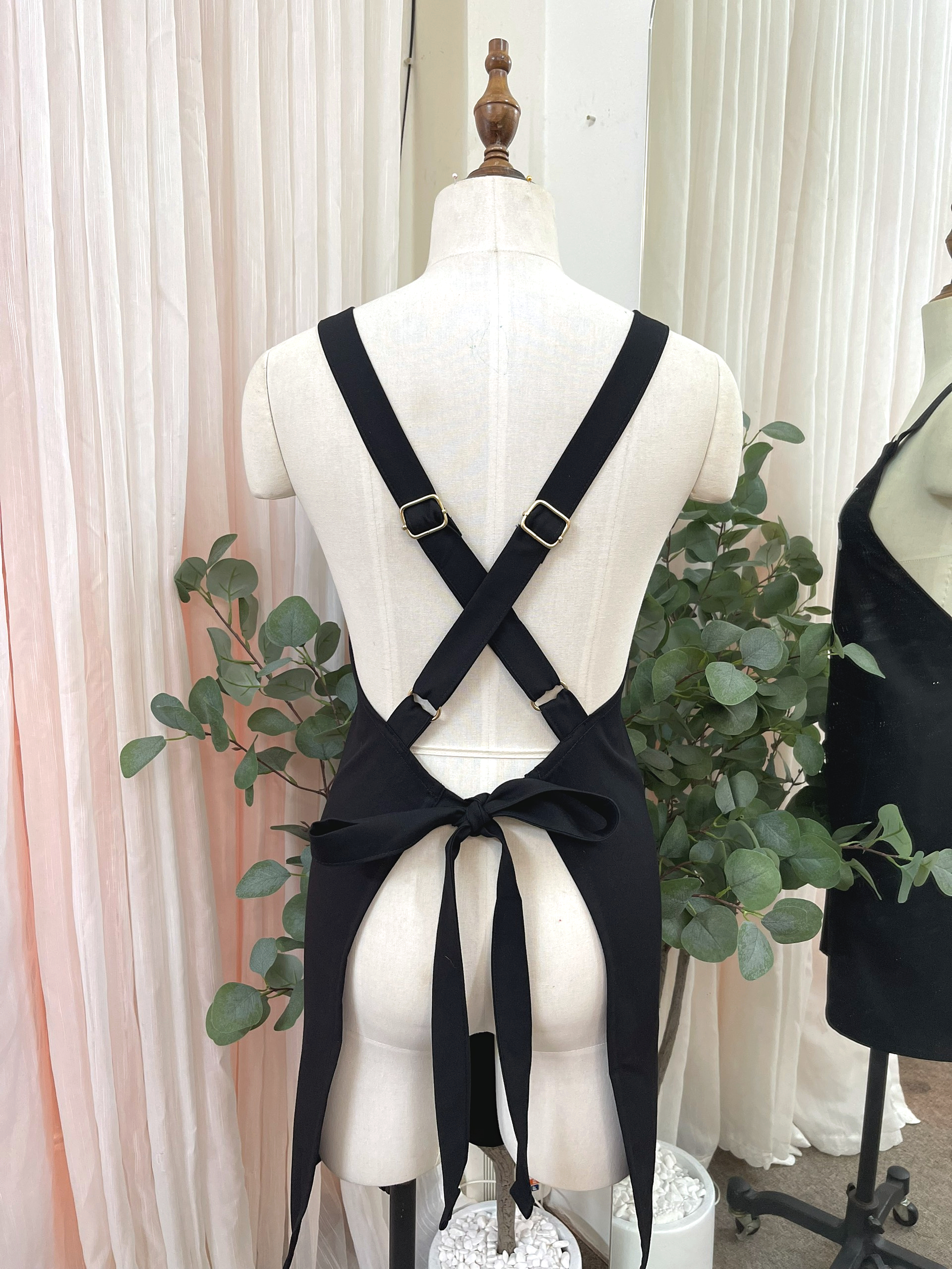 Tạp dề spa, nails, hair salon TDNS240948